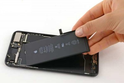 Thay pin iPhone 8 Plus chính hãng